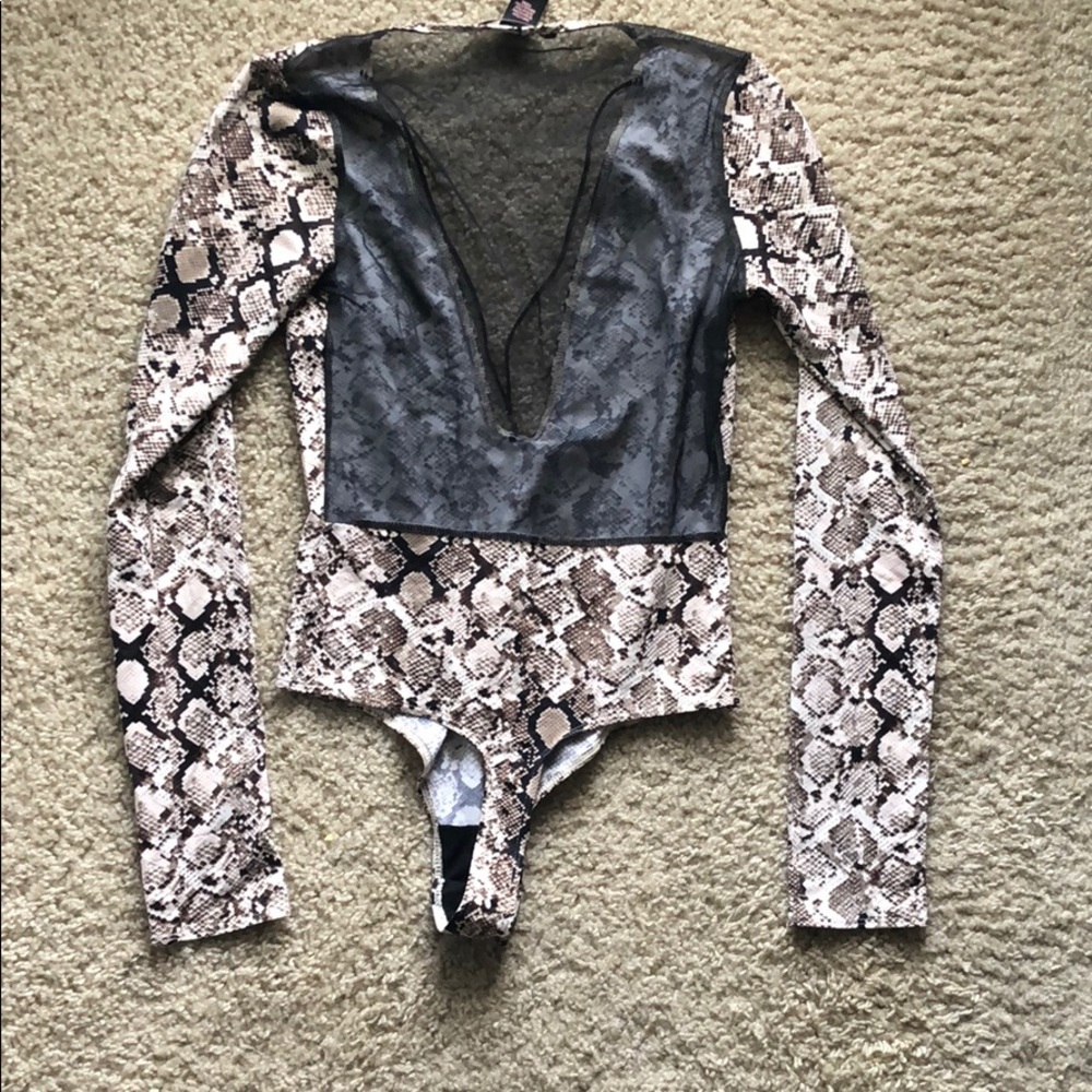 Victoria’s Secret Snake Plunge Teddy Bodysuit XS - Picture 2 of 5